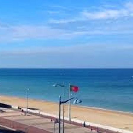 Charmant 2 Pieces Renove Avec Loggia, A Deux Pas De La Plage - Parking Prive - Idealement Situe - Fr-1-712-77 Villers-sur-Mer Exteriör bild