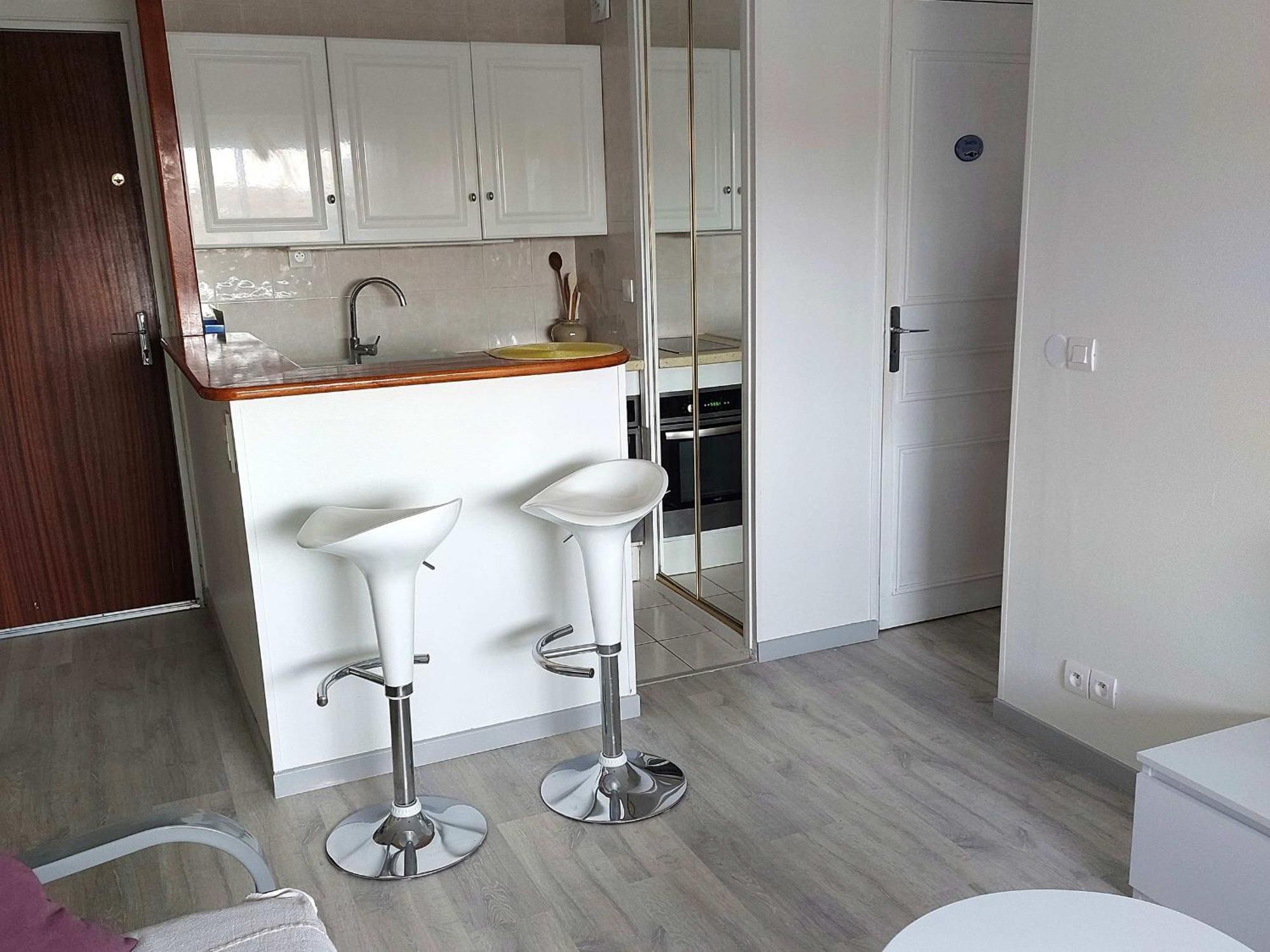 Charmant 2 Pieces Renove Avec Loggia, A Deux Pas De La Plage - Parking Prive - Idealement Situe - Fr-1-712-77 Villers-sur-Mer Exteriör bild