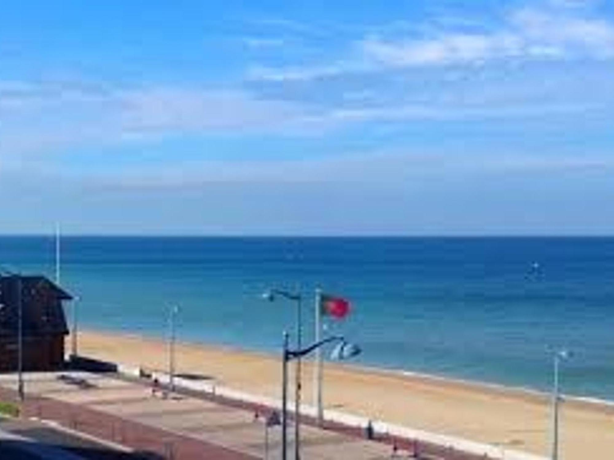 Charmant 2 Pieces Renove Avec Loggia, A Deux Pas De La Plage - Parking Prive - Idealement Situe - Fr-1-712-77 Villers-sur-Mer Exteriör bild